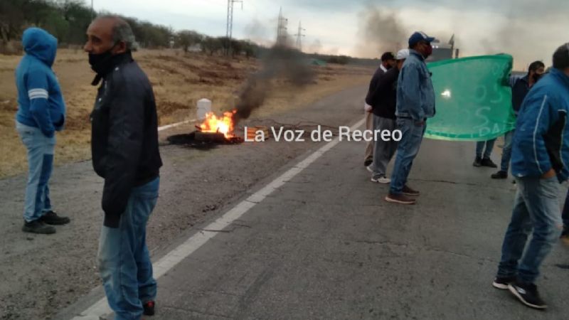 Municipales de Icaño cortan ruta 157