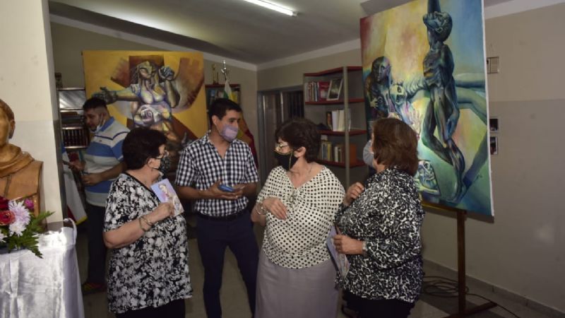 Ya se puede visitar la exposición de Raúl Guzmán en Fray Mamerto Esquiú