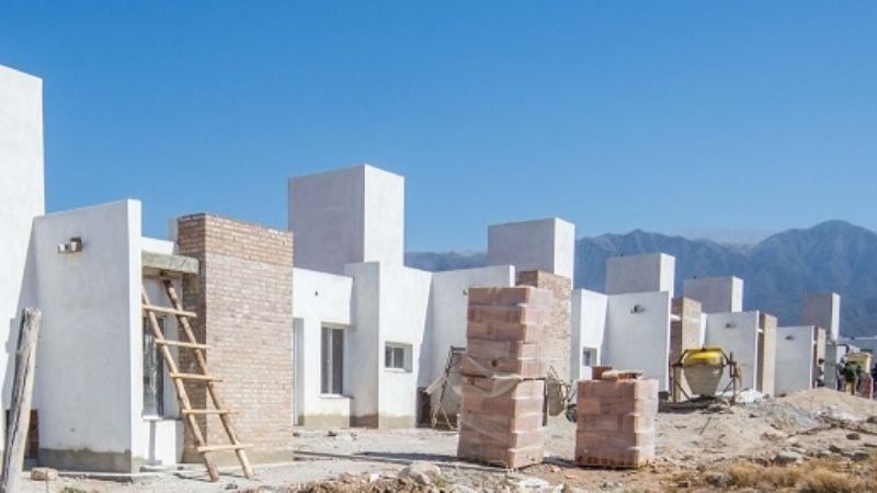 Llaman a inscribirse a viviendas para solteras y solteros