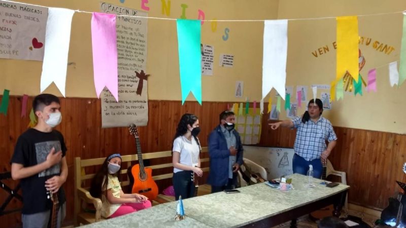 Inició el taller de música Beato Mamerto Esquiú
