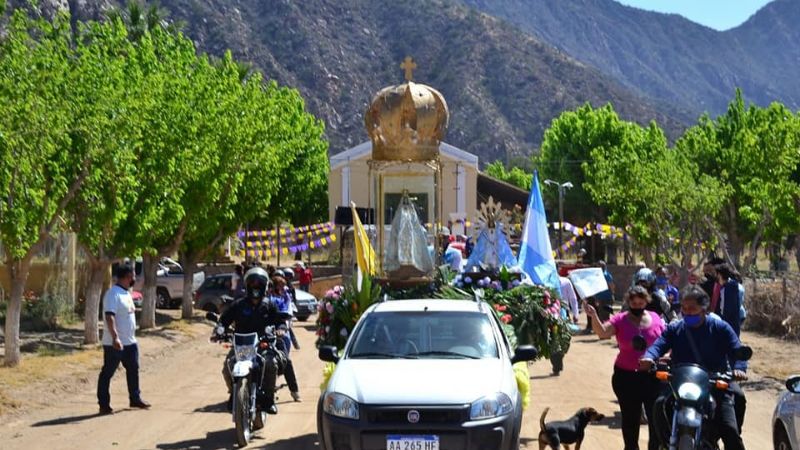 Histórica visita de la Madre del Valle a las comunidades de Chilecito