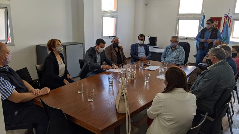 Mercantiles no trabajarán el lunes 27 por celebrar su día