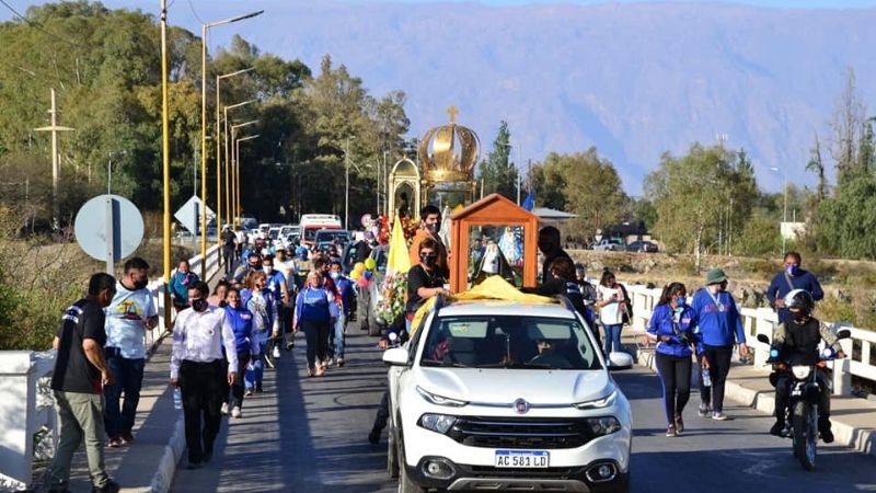Emotivas muestras de fe y amor a la Madre del Valle en suelo riojano