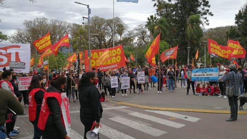 La Izquierda volvió a marchar por el ajuste