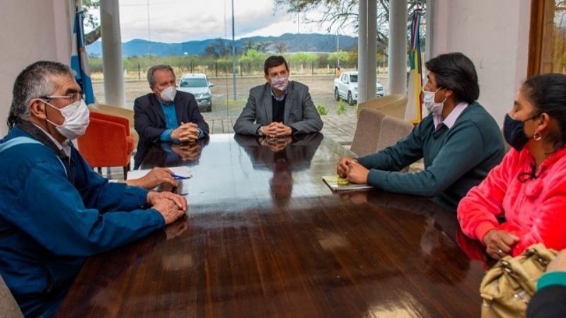 Dusso recibió a Caciques de comunidades originarias de Belén