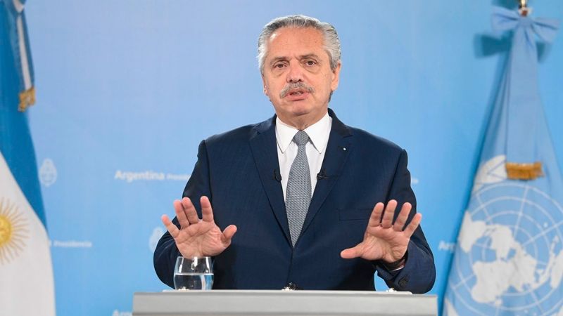 Fernández criticó el "endeudamiento tóxico e irresponsable" de Cambiemos con el FMI