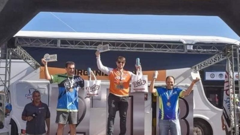 Apoyo a deportistas santamarianos