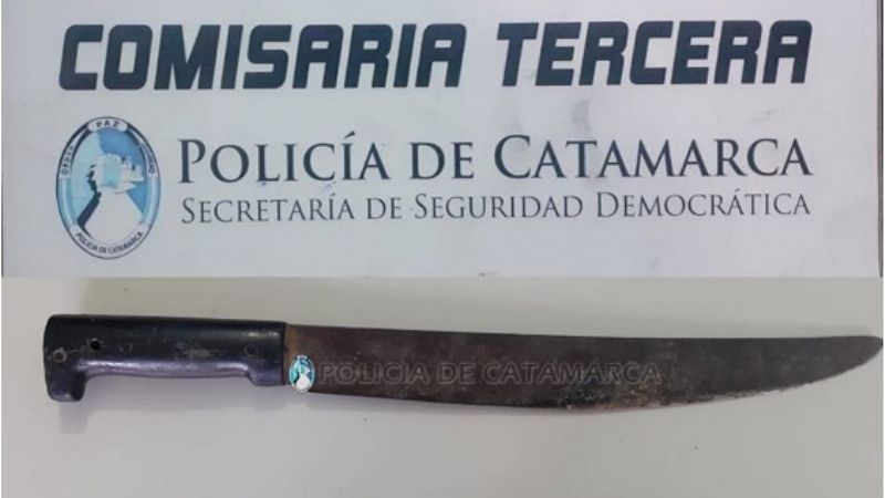 Intentó agredir con un machete a dos mujeres