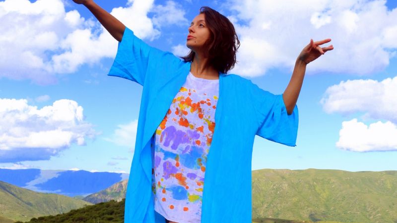 Ropa artística se luce en Catamarca Feria Unida