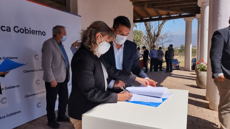 Convenio para la implementación de “Municipios Saludables”