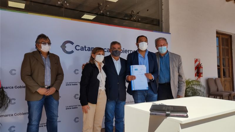 Convenio para la implementación de “Municipios Saludables”