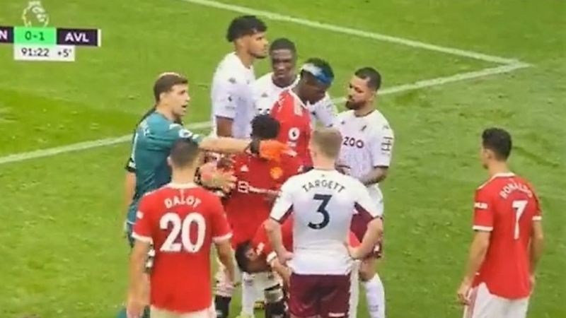 El show del "Dibu" Martínez desafiando Cristiano Ronaldo