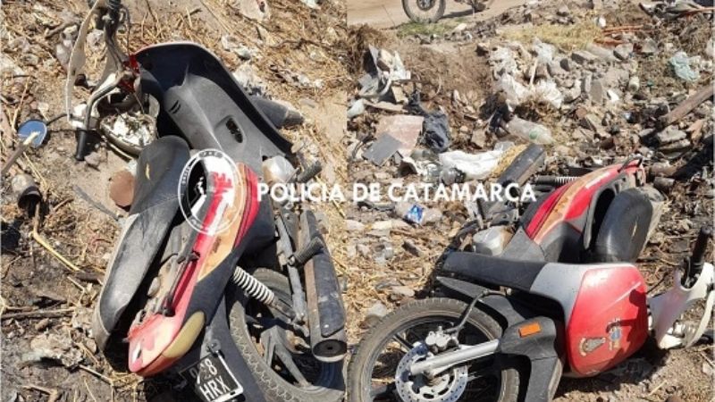 Encuentran una motocicleta abandonada en un descampado