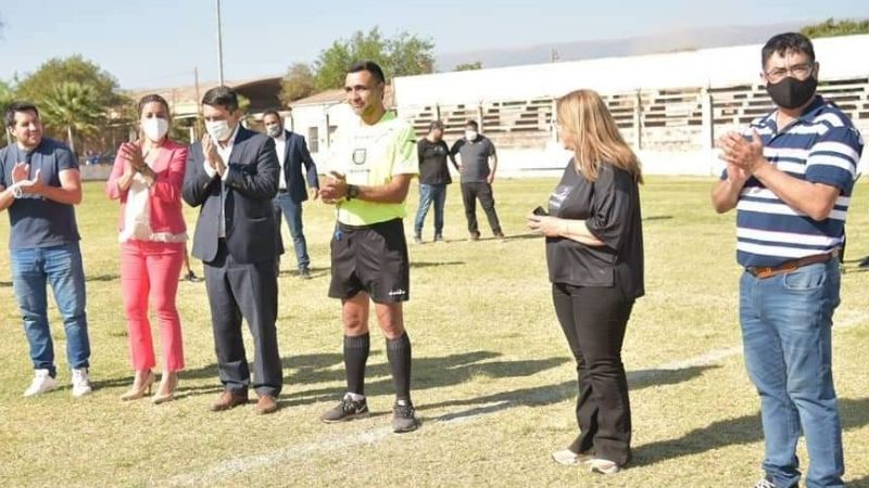 Apoyo de V. Viejo y F. M. Esquiú al fútbol femenino chacarero