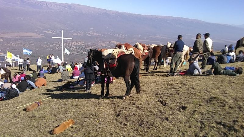 Peregrinación a una gruta de la Virgen del Valle