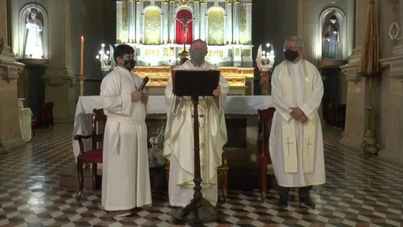 Acción de gracias a los pies de la Virgen, Patrona Nacional del Turismo