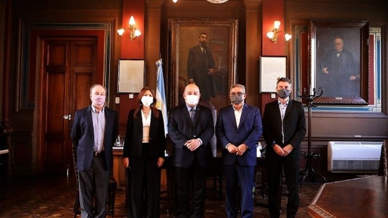 Catamarca firmó convenio con la Universidad de La Plata