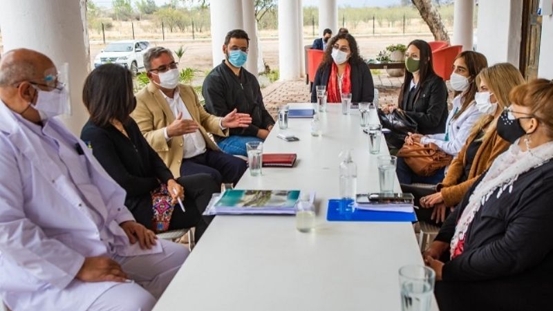 Jalil recibió a profesionales de la Salud para acordar incremento