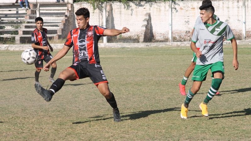 Triunfos de Tesorieri y Vélez en el arranque “capitalino”