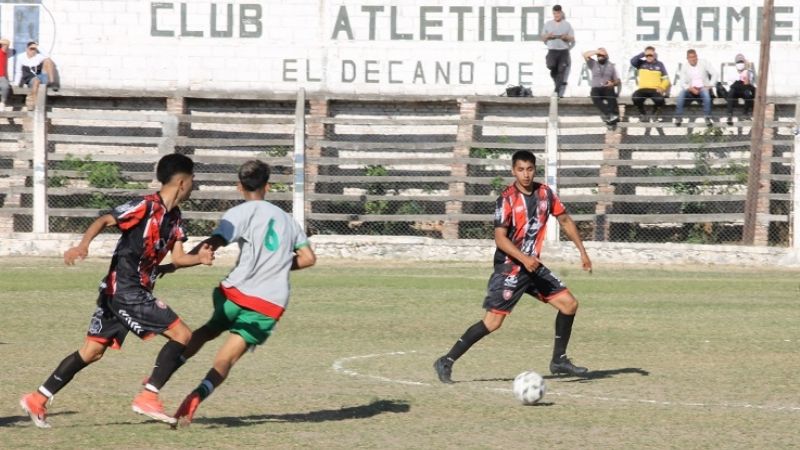 Triunfos de Tesorieri y Vélez en el arranque “capitalino”