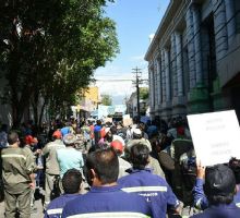Municipales de la Capital cerraron un aumento del 15% y reabrirán la discusión en agosto