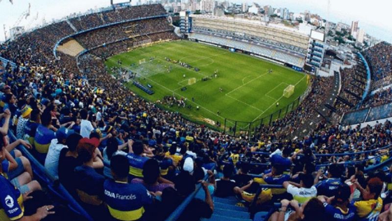 Vuelven los hinchas con un aforo del 50% y con al menos una dosis