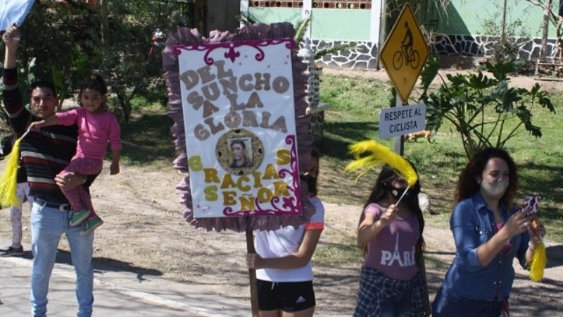 La imagen del Beato Mamerto Esquiú recorrió en caravana su tierra natal