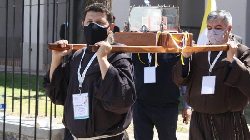 La imagen del Beato Mamerto Esquiú recorrió en caravana su tierra natal