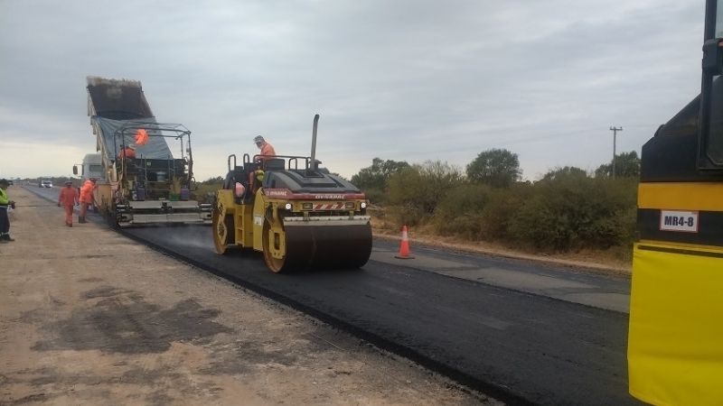 Repavimentación de calzada entre San Martín y Chumbicha