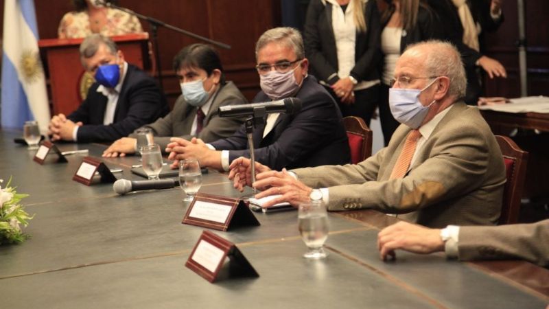 Jalil gestionó la carrera de Medicina para Catamarca