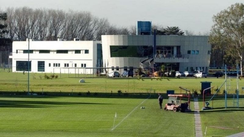 Alerta en la Selección por un positivo de Covid-19 en el predio