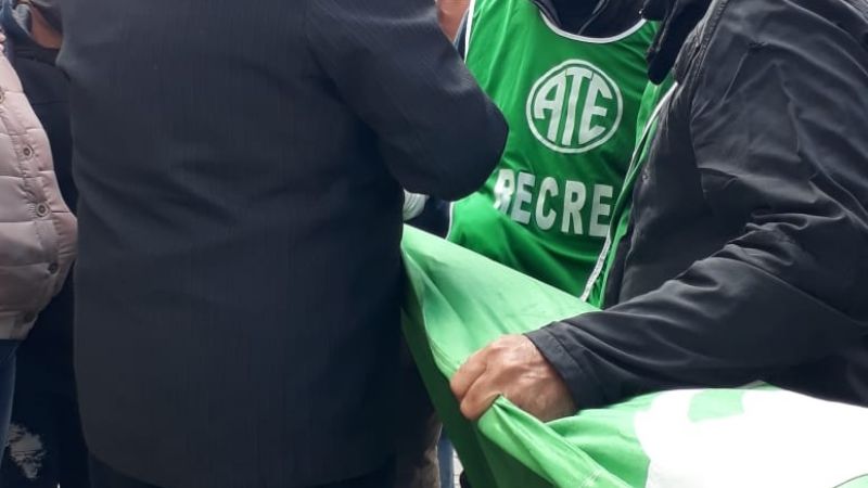 Cesanteados de Recreo protestan frente a la Corte