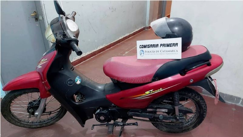 Robaron una moto en el centro y la dejaron abandonada
