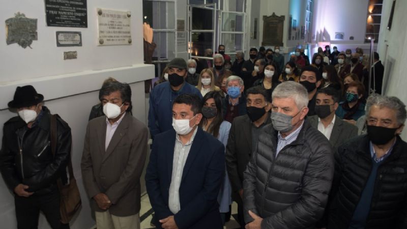 Inauguró la muestra de Raúl Guzmán en la casa natal de Fray Mamerto Esquiú