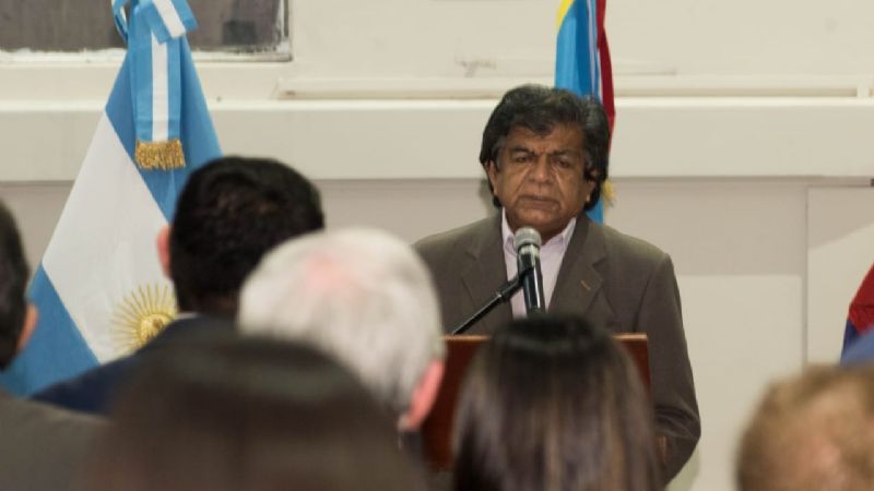 Inauguró la muestra de Raúl Guzmán en la casa natal de Fray Mamerto Esquiú