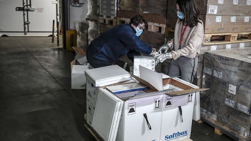 Llegó al país el primer cargamento de vacunas Pfizer