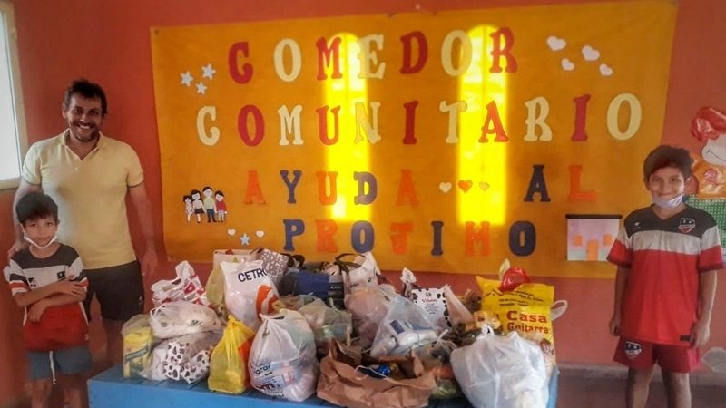 La Banda CF donó alimentos y ropa a comedor comunitario