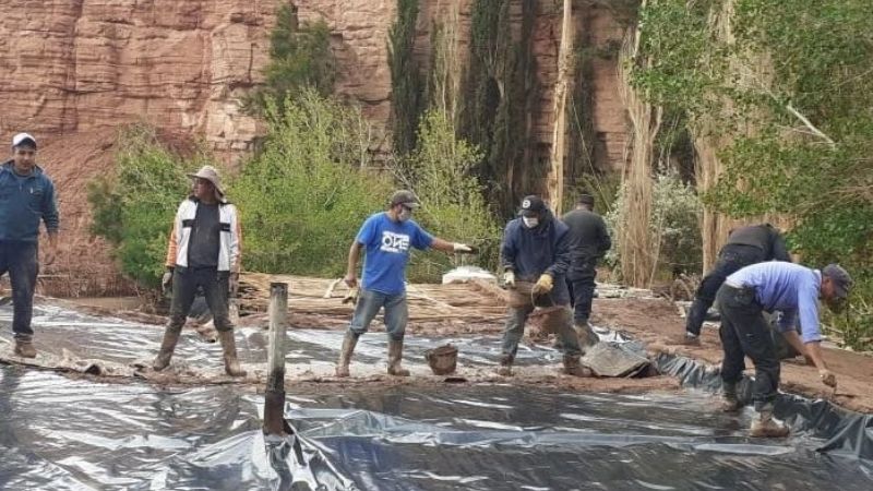 Asisten a familias afectadas por el temporal en Antofagasta