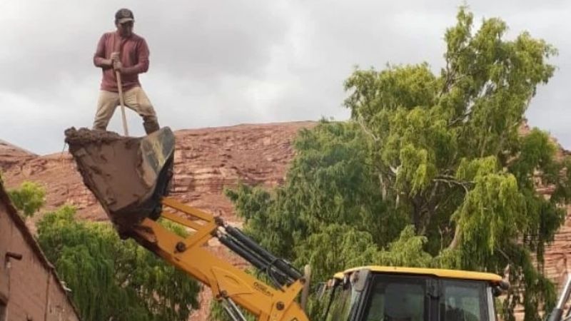 Asisten a familias afectadas por el temporal en Antofagasta