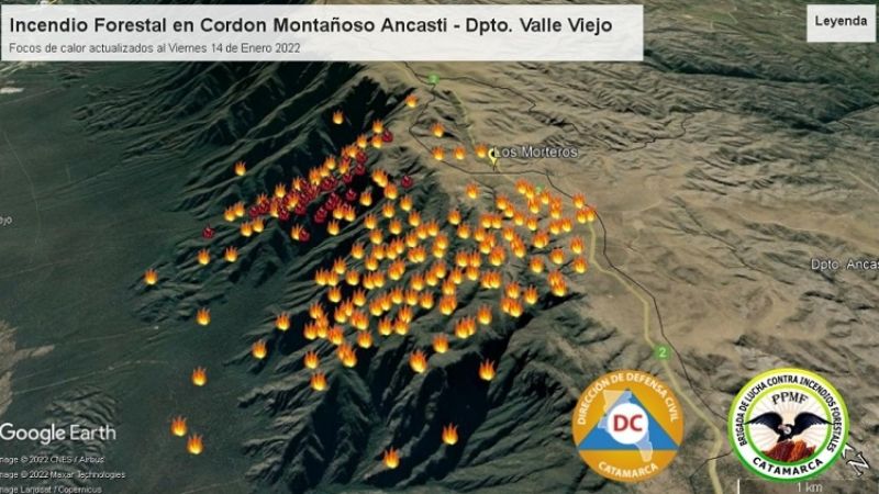Combaten un incendio forestal de magnitud en el Cerro Ancasti