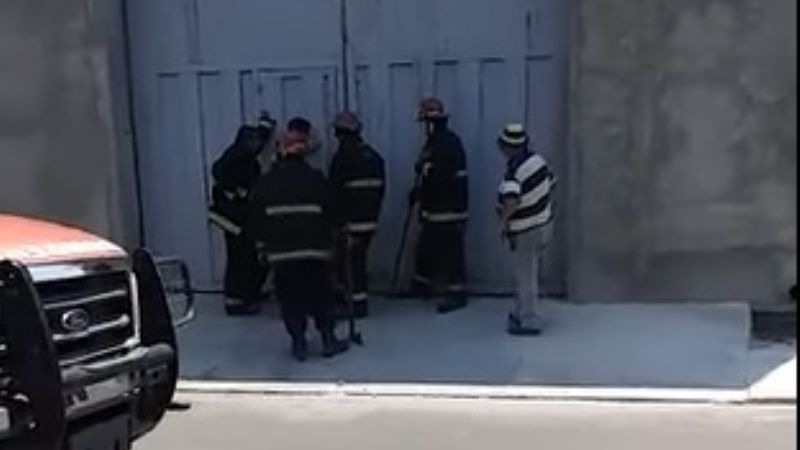 Explotó un aire acondicionado y lesionó a dos obreros