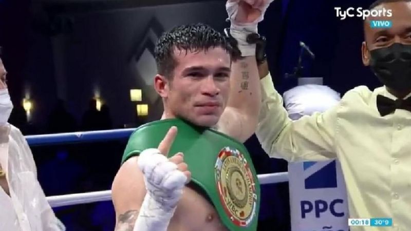 El santiagueño Roldán, campeón latino superligero del CMB