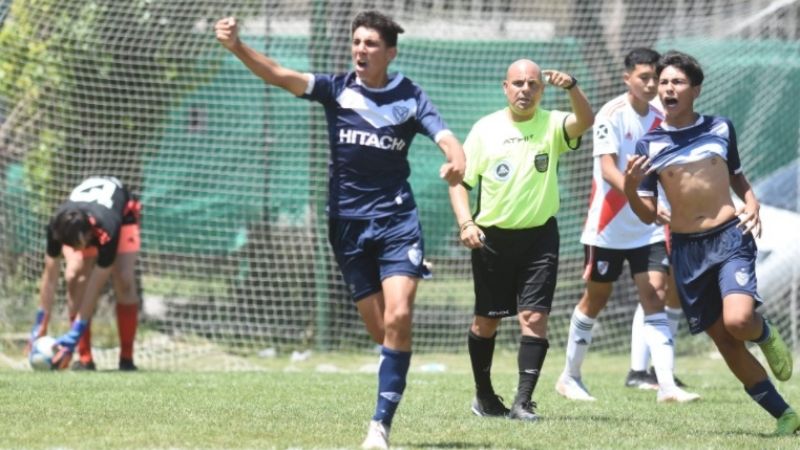 El pibe Moya comienza este lunes su pretemporada con la Novena de Vélez