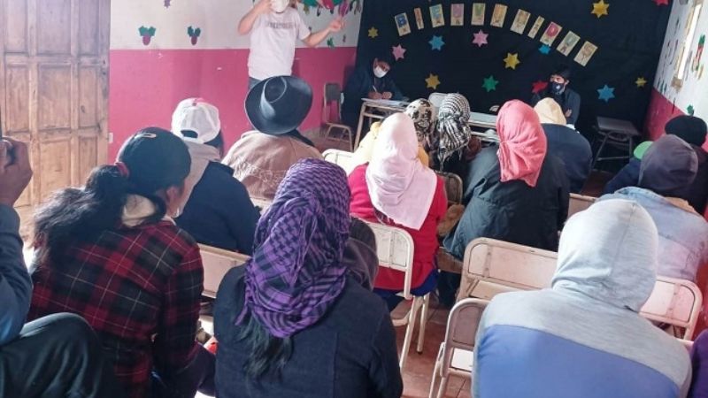 Escuela secundaria para jóvenes de La Angostura, Aguas Calientes y Carachi
