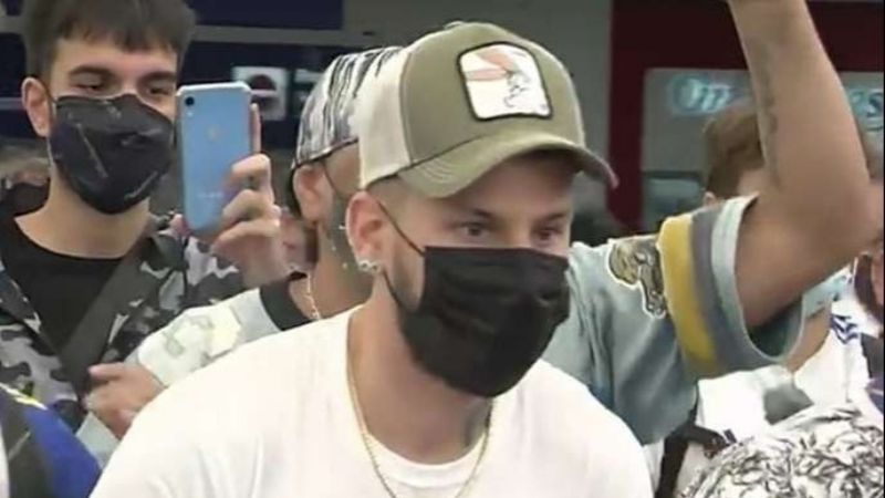 Benedetto llegó a Buenos Aires para sumarse a Boca