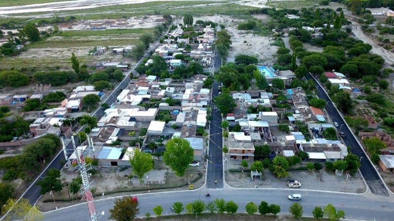 Inauguraron la urbanización de un barrio en Loro Huasi