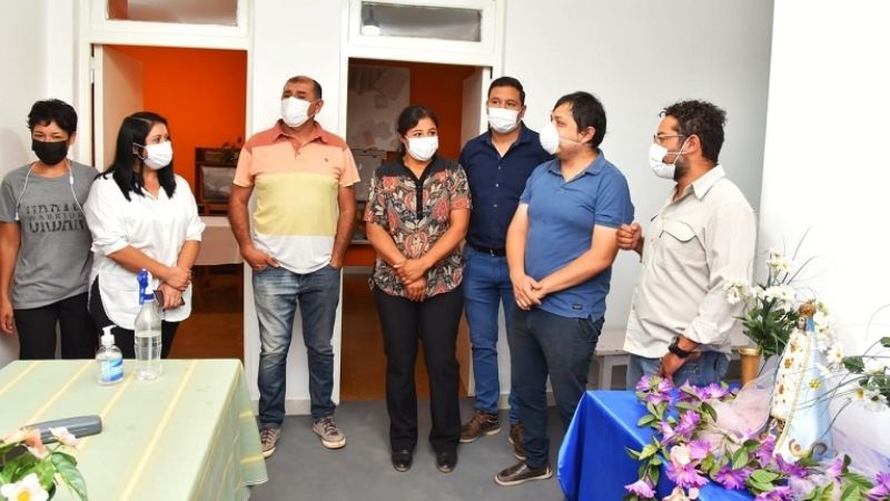 Nóblega inauguró refacciones en un mini hospital