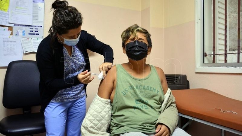 No vacunados tienen 36 veces más riego de entrar en terapia