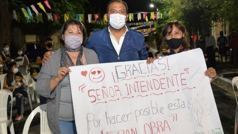 Sánchez entregó la urbanización de barrio en Loro Huasi