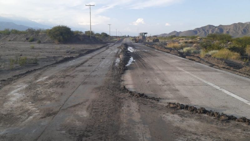 Advierten por crecida en cauces que cruzas las rutas 40 y 60